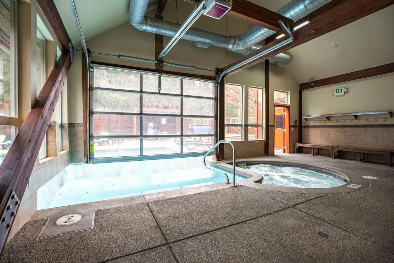 Trails End Starry Night Condo - Downtown Breck, Ski In-Out Breckenridge Esterno foto